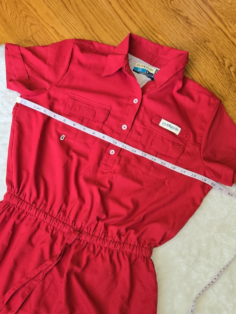 Magellan Outdoors Red Fish Gear Dress, Womens Size Medium - Picture 4 of 9